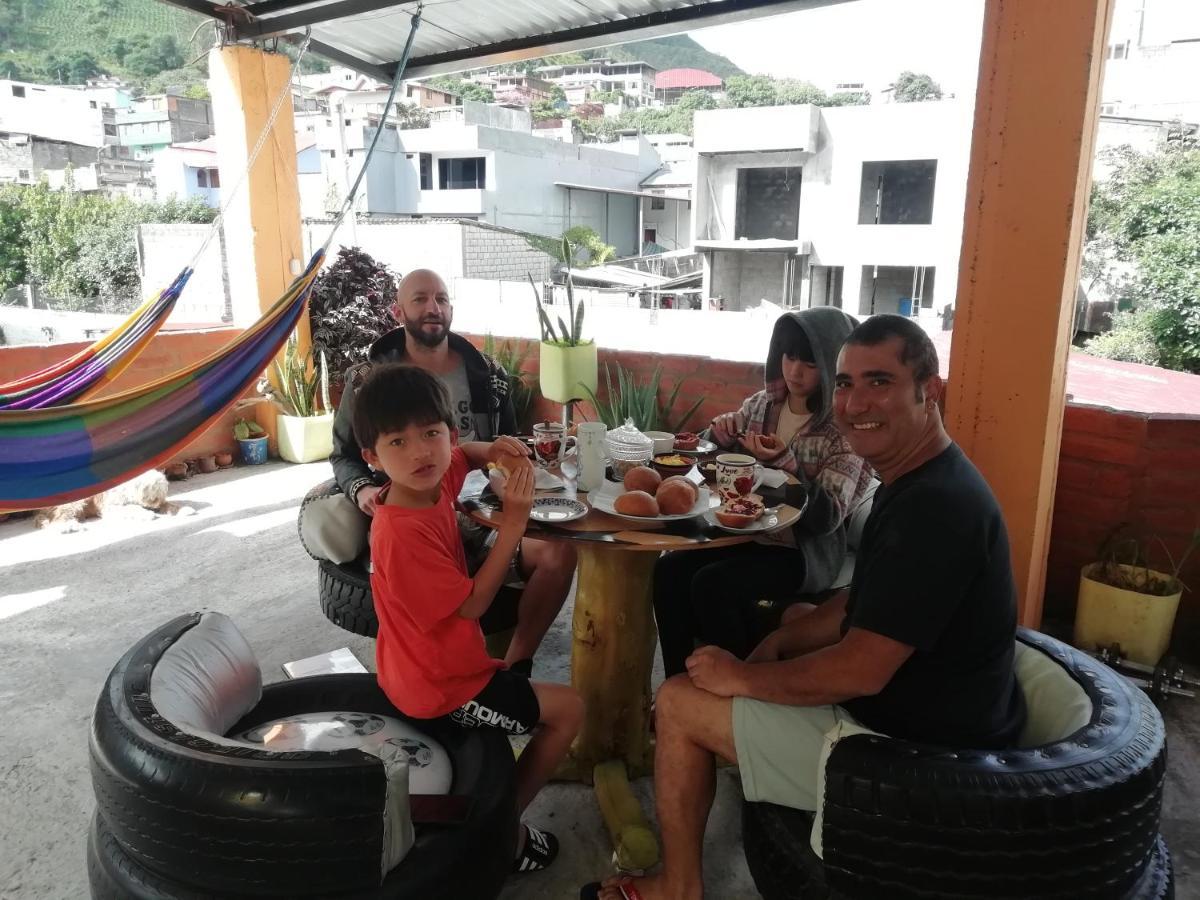 Hostal La Casa Amarilla City บาญอส ภายนอก รูปภาพ